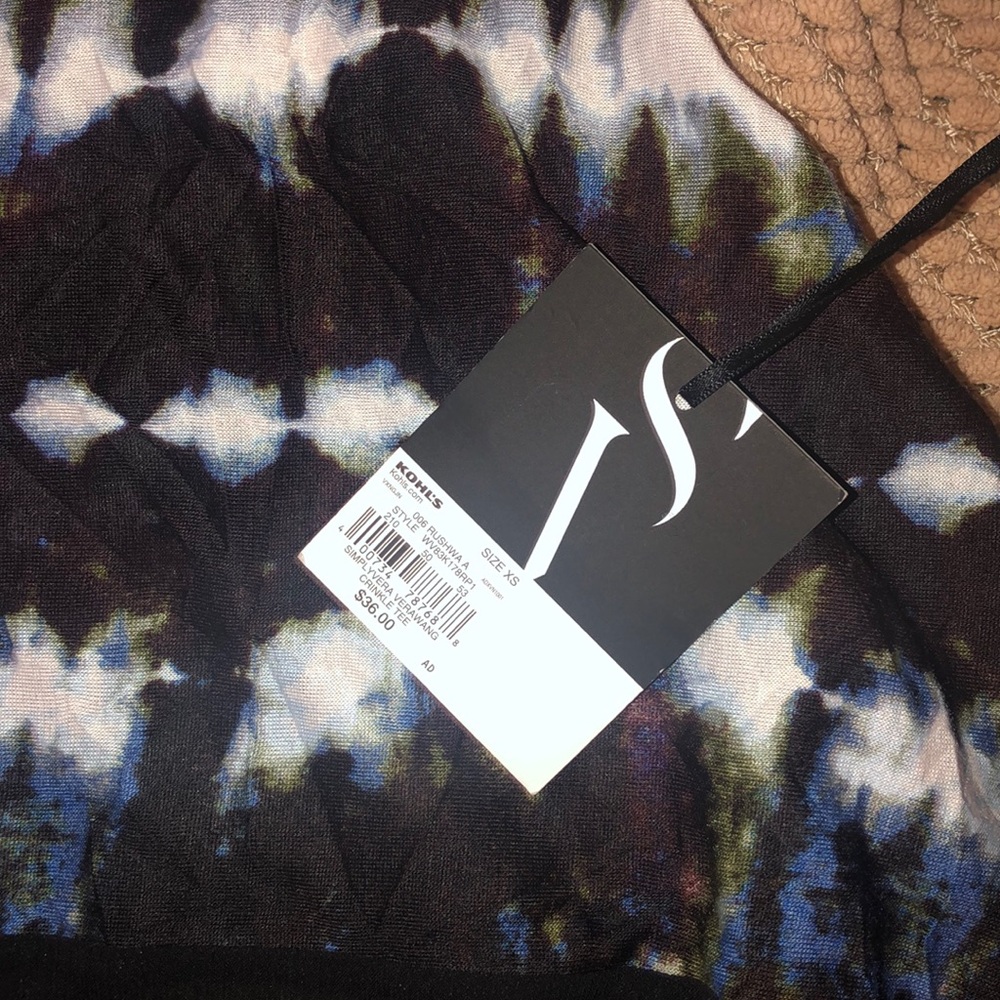 Vera Wang Top - Picture 2 of 3